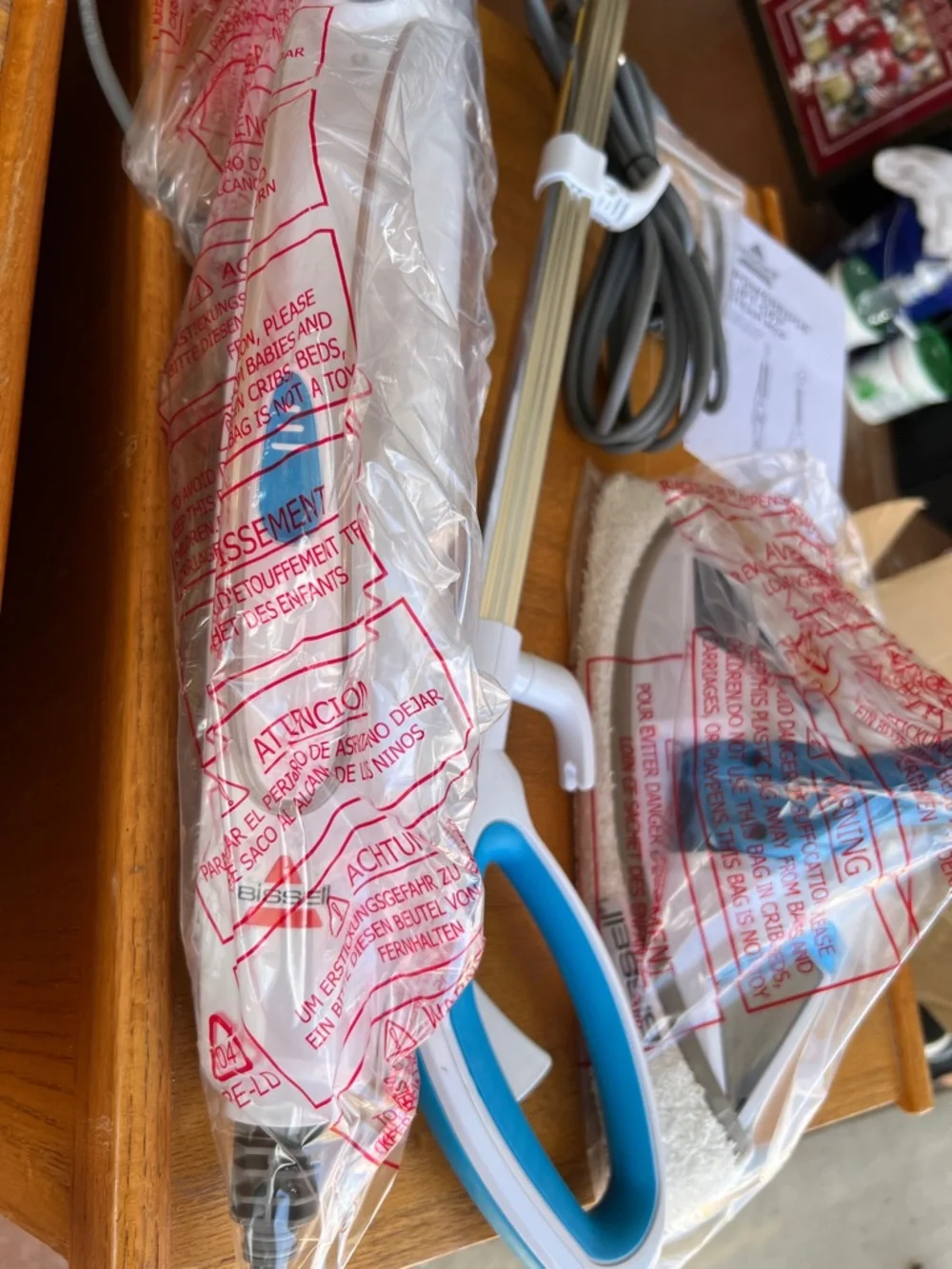 Bissell PowerEdge Lift-Off Steam Mop NEW!! In box